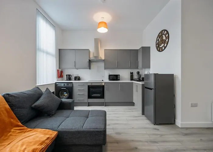Smart 1 Bedroom Apartment In Belfast East Village